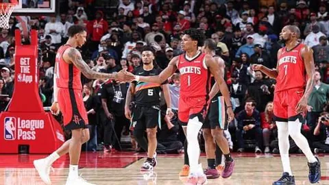 17岁崭露头角的大马丁，历经10年租借后28岁加盟维拉，书写辉煌新篇章。